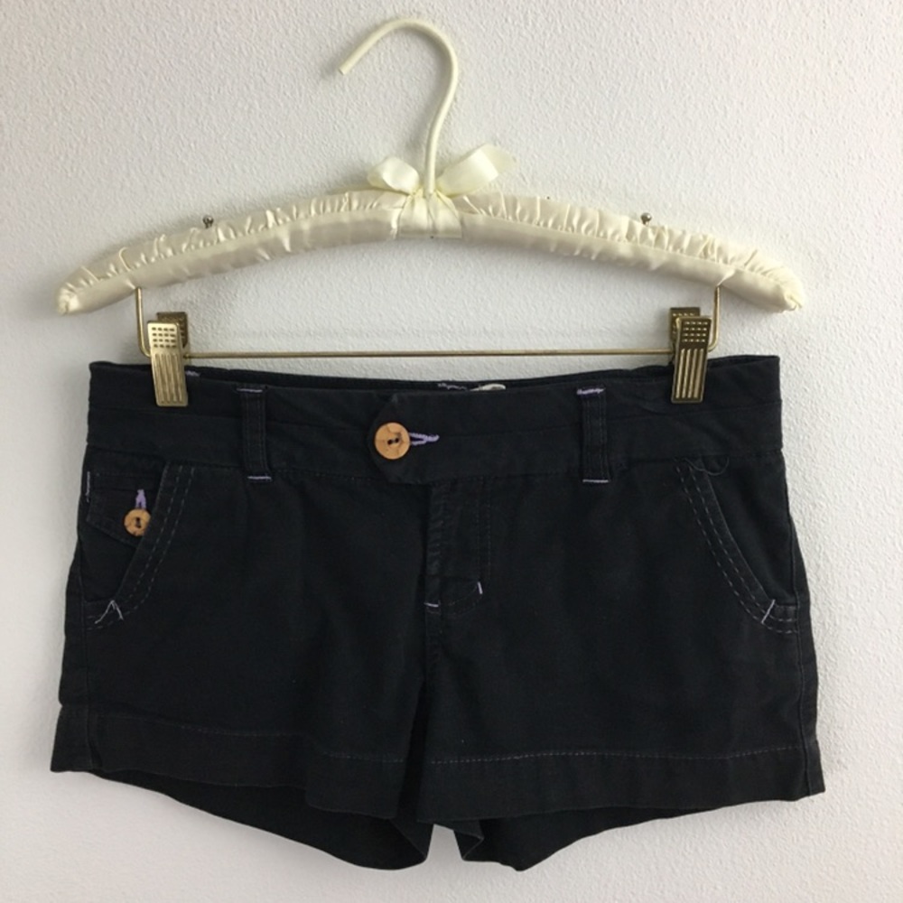 🔴 OP | Black Shorts & Lavender Stitching